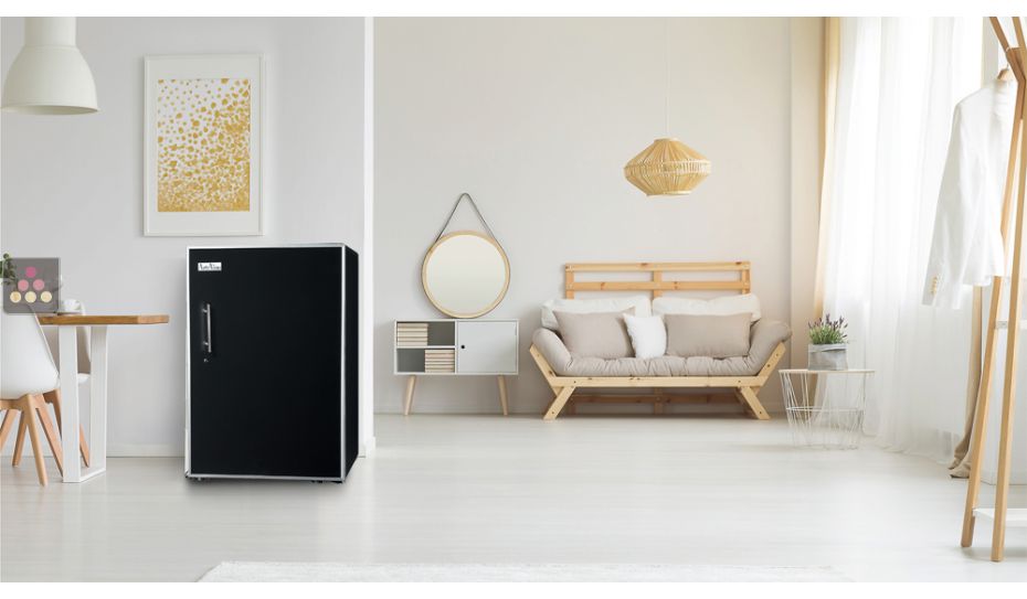 Single temperature wine ageing and storage cabinet - Storage shelves