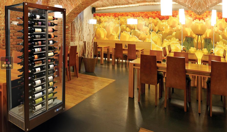 4-sided refrigerated display cabinet for storage or service of wine
