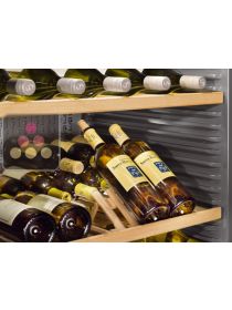 Presentation wooden Shelf for the GrandCru range LIEBHERR