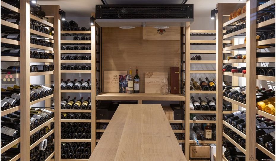 Personalised wood and metal cellar fittings for 1137 bottles - Wood system
