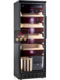 Built-in refrigerated cigar humidor with electronic humidifier  CALICE