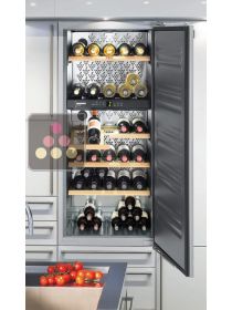 Wine cabinet for the storage and service of wine - can be fitted
 LIEBHERR